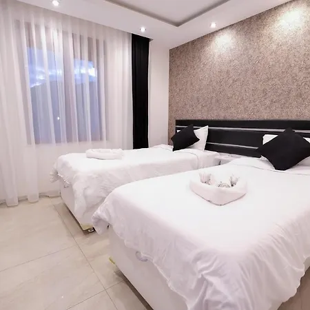 Luxury Villas & 알란야