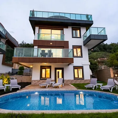 빌라 Luxury Villas &